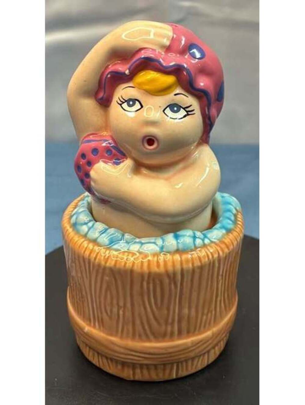 Vintage Ceramic Woman in Bathtub Salt or Pepper Shaker